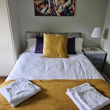 Oak House Laois B&B พอร์ทาร์ลิงตัน ภายนอก รูปภาพ