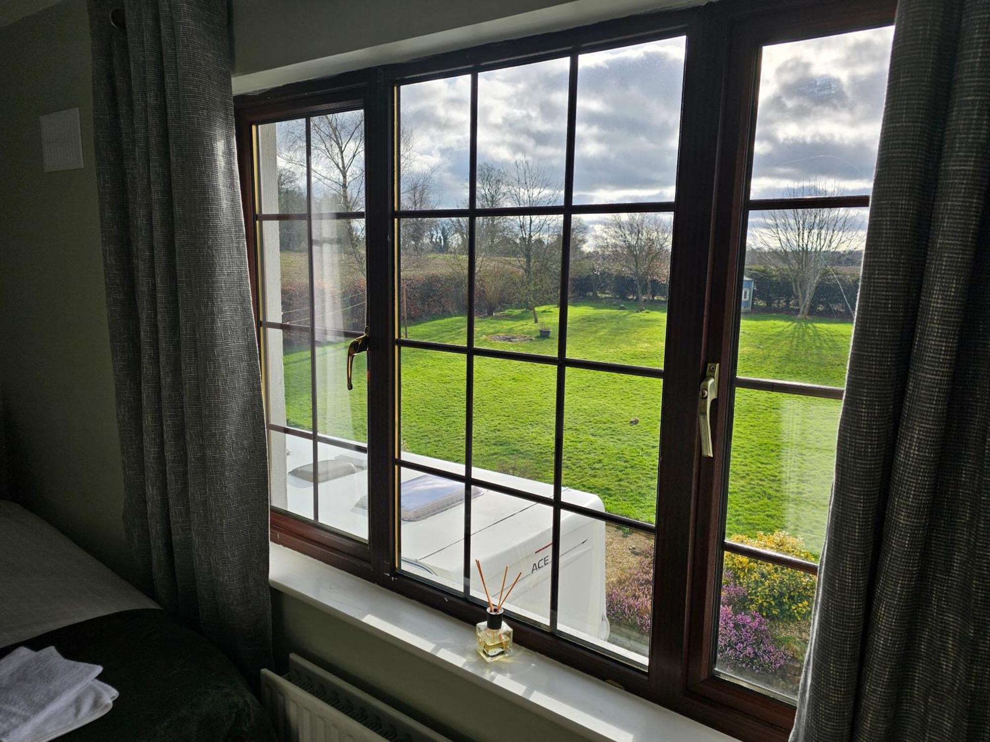 Oak House Laois B&B พอร์ทาร์ลิงตัน ภายนอก รูปภาพ